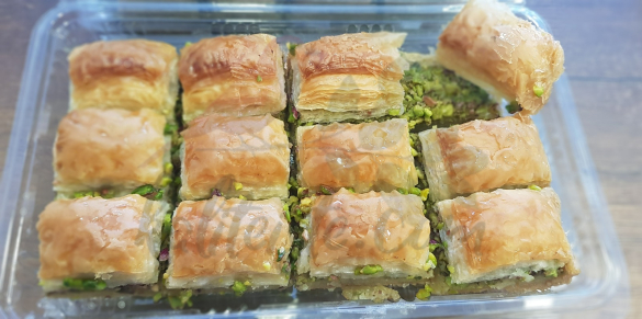 İri Taneli Antep Fıstıklı Baklava Seçenekli - 0